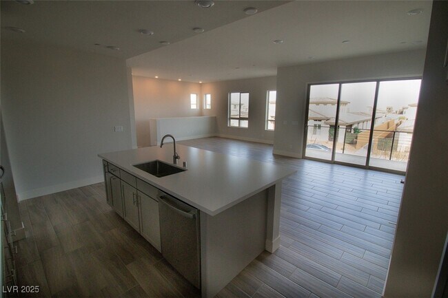 Foto del edificio - 4277 Solace St