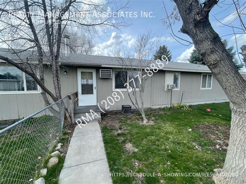 Primary Photo - Great 1 bedroom townhouse located in Caldw...