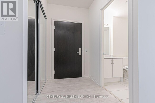 Photo du bâtiment - 9000-9000 Jane St