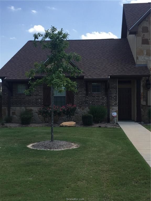 Foto principal - 3332 Airborne Ave