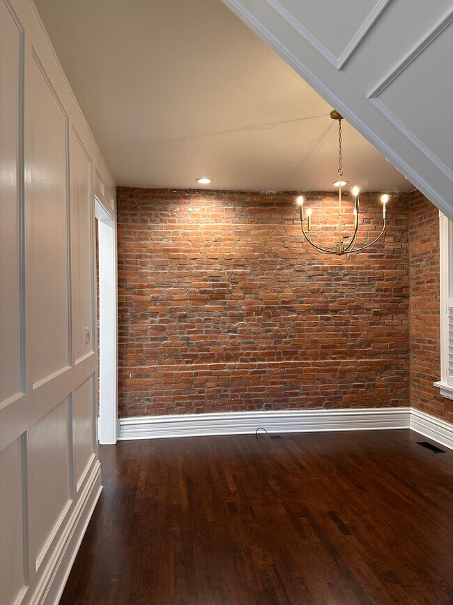 Building Photo - 67 E Mithoff St