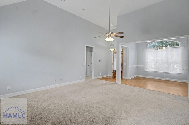 Foto del edificio - 158 Ashley Ln