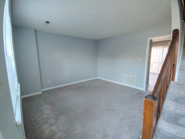 Building Photo - 27 Duiguid Dr