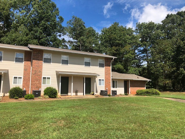 Building Photo - Belton Gardens Apartments