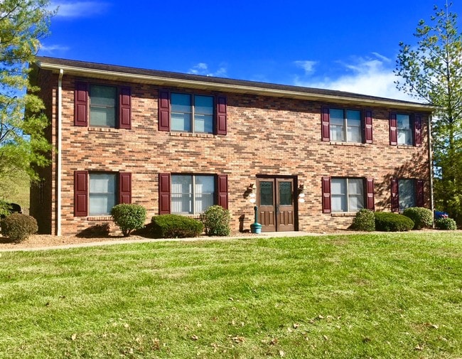 Foto del edificio - 550 Circle Pine Dr