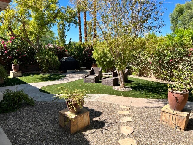 Foto del edificio - 80100 Presidio Ct