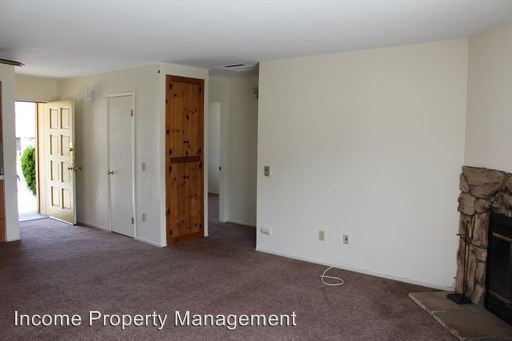 Building Photo - 6401 Lynch Canyon Dr