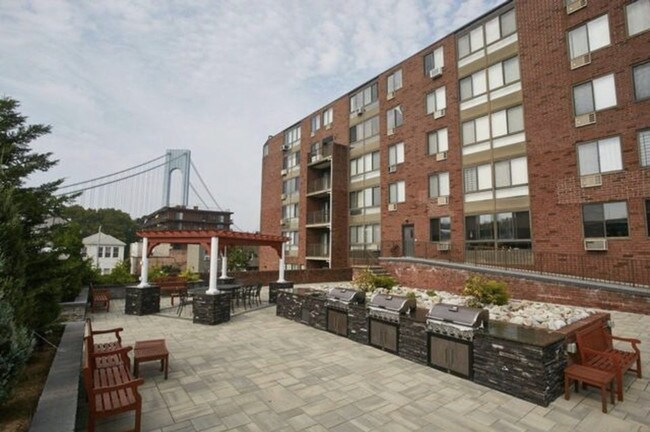 Foto del edificio - 9921 4th Ave