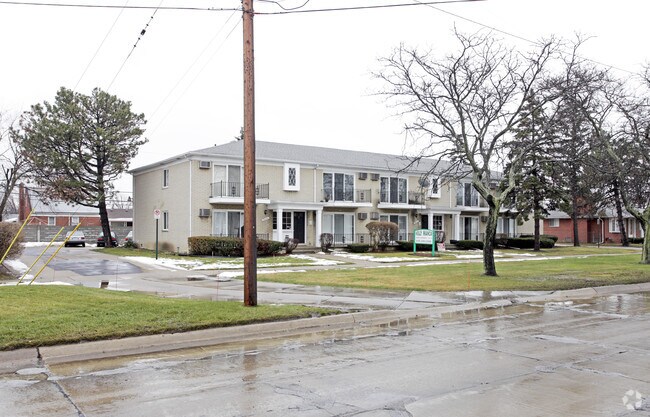 Kelly Manor Apartments Eastpointe Mi Primary Photo Kelly Manor Apartments