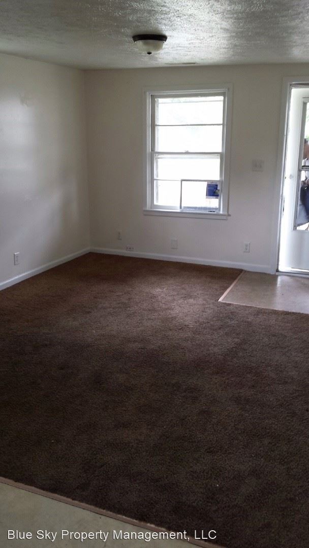 Building Photo - 3 br, 1 bath House - 509 W 11TH