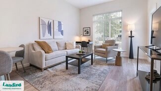 Building Photo - 5256 International Dr