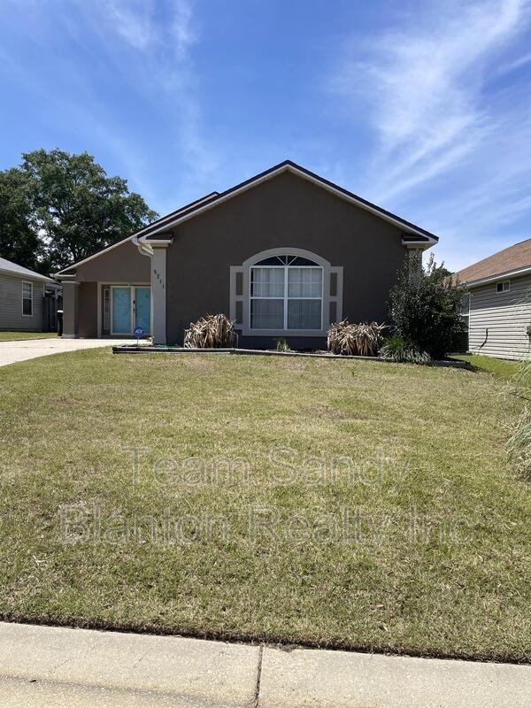 8211 Lode Star Ave, Pensacola, FL 32514 House Rental in Pensacola, FL