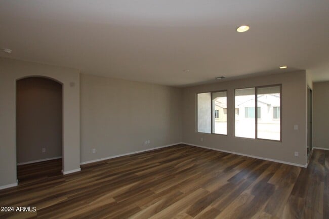 Building Photo - 18827 262nd Ln