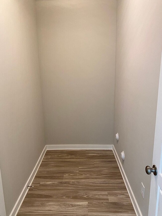 Foto del edificio - Home for Rent in Calera, AL!!! Available to view with 48 hour notice!