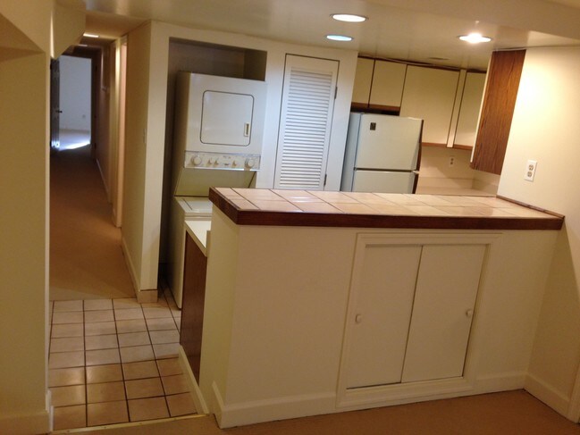 kitchen - 1812 Belmont Rd NW