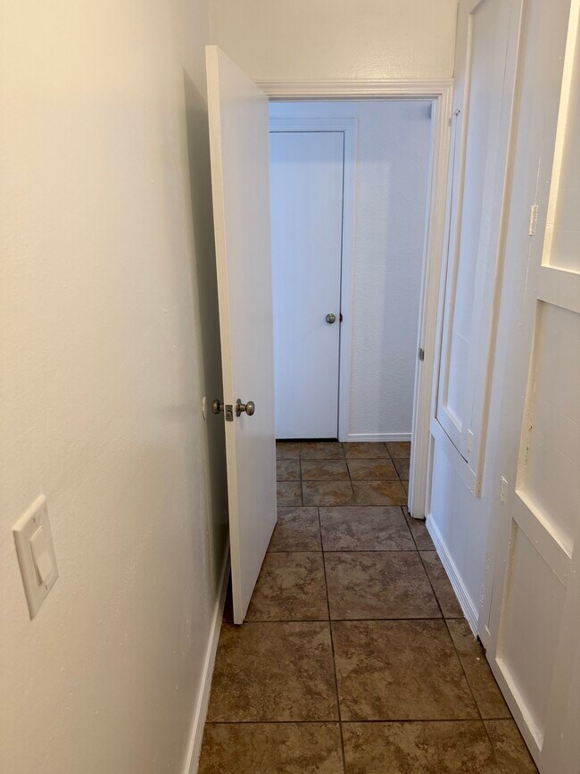 Foto del edificio - 324 NW 96th St
