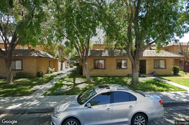 Primary Photo - 852 E Ave. J