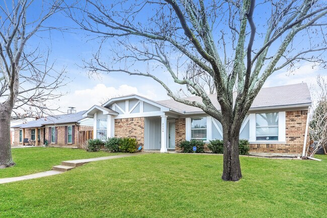 Foto del edificio - 2114 High Bluff Dr