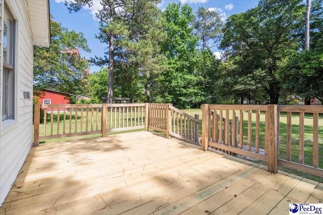 Building Photo - 154 Forest Drive