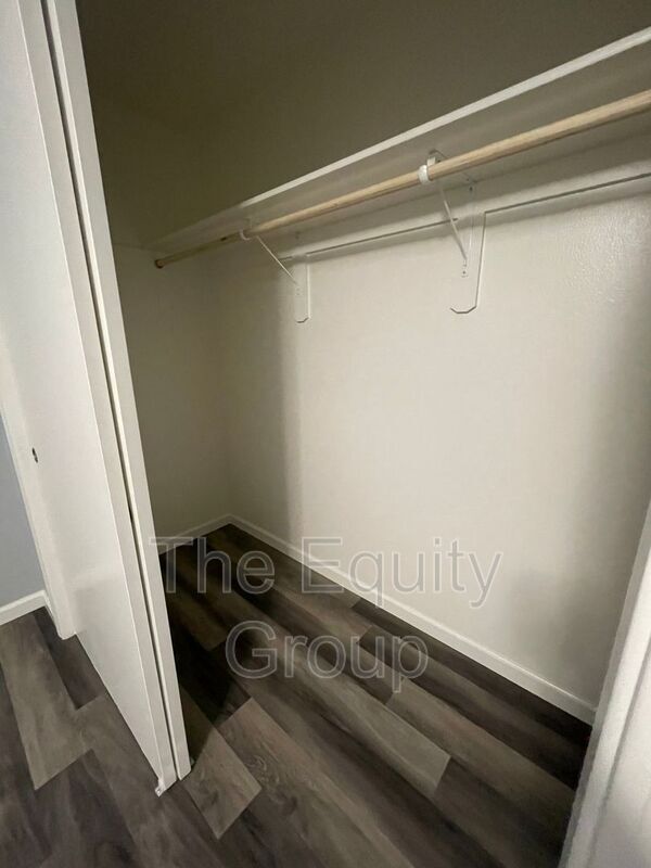 Foto del edificio - 729 N Floral St