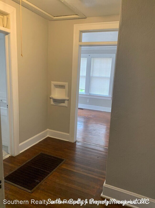 Building Photo - 3 br, 2 bath House - 526 Federal Drive