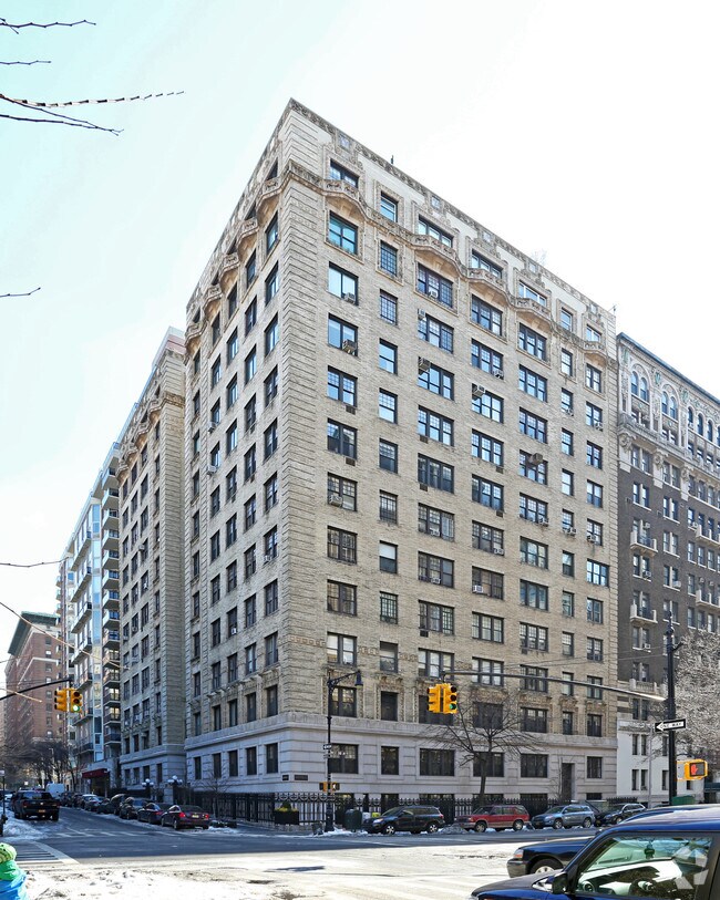 Primary Photo - Evanston Apartments
