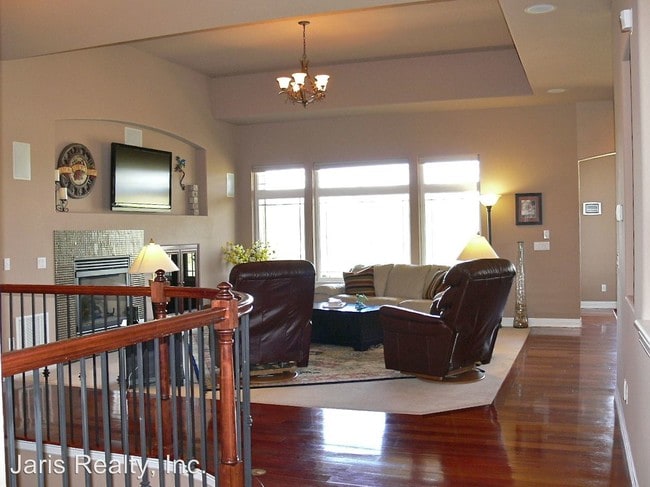 Building Photo - 7077 Galaxy Ct