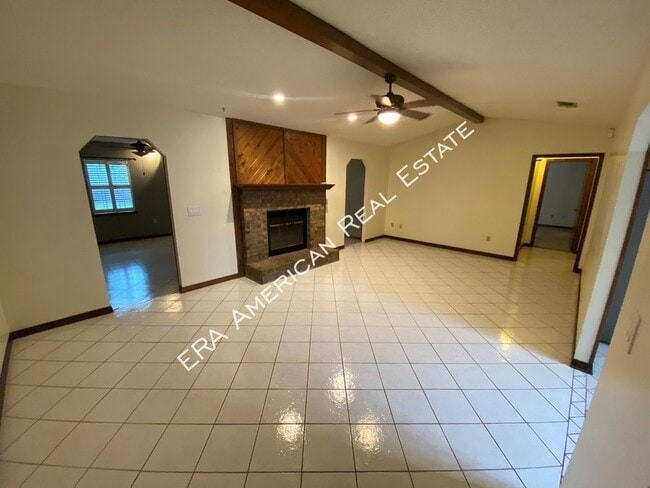 Building Photo - 520 Kumquat Ave