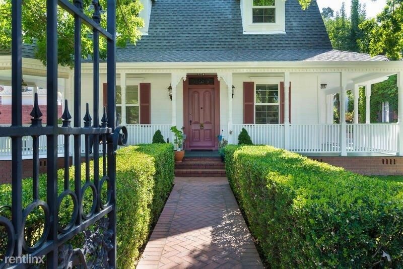 Primary Photo - 2 br, 1 bath House - 134A Broad Street