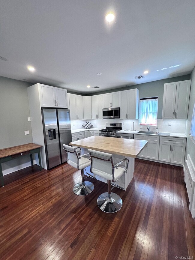 Building Photo - 521 NY-304