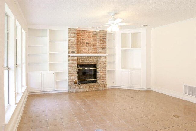 Foto del edificio - 5404 Lookout Trail