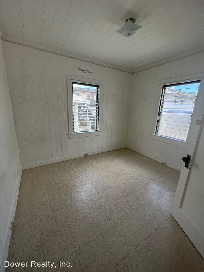 Building Photo - 2 br, 1 bath House - 1346 10th Avenue