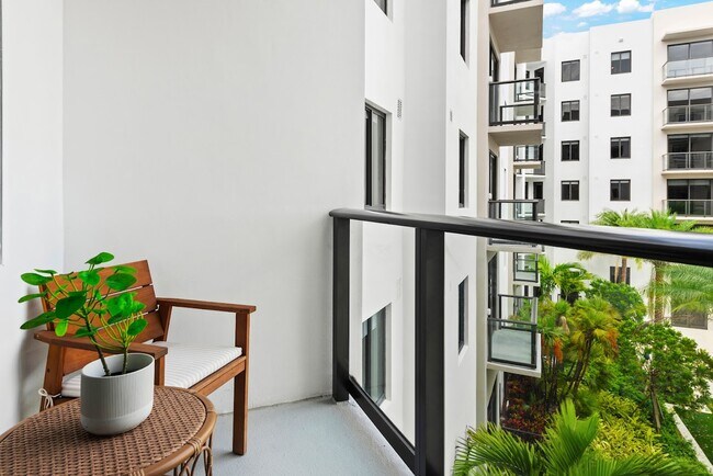 Foto del edificio - 7905 NW 36th St