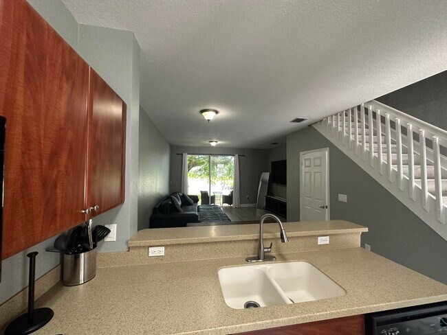 Building Photo - 4163 Napoli Lake Dr