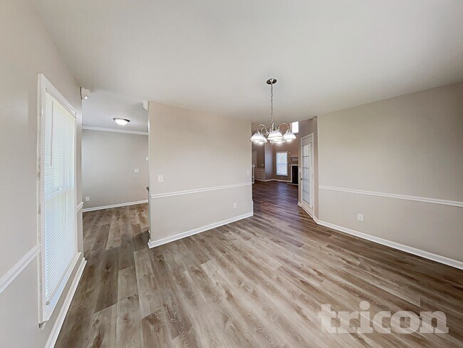 Foto del edificio - 905 Amersham Ln