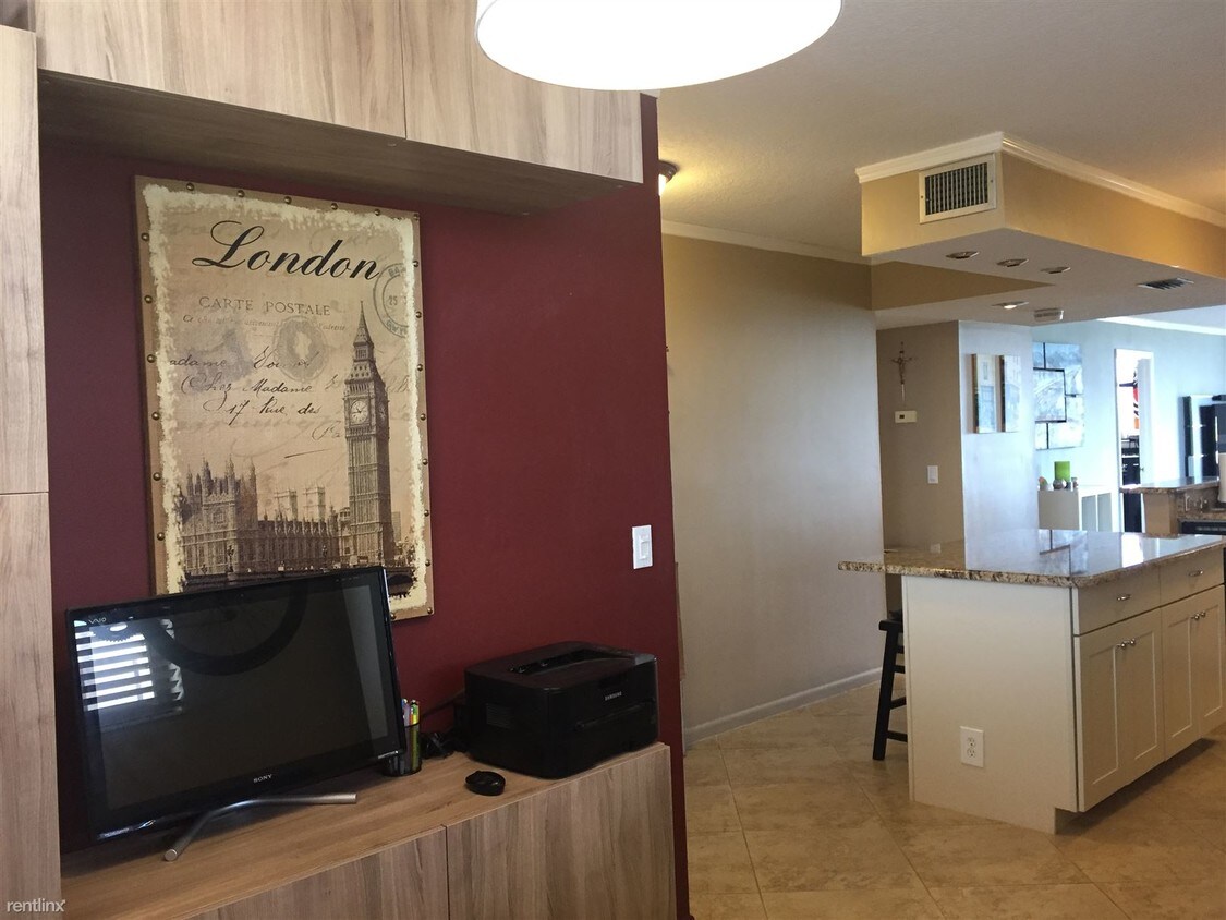 Foto principal - 2707 NE 14th Street Causeway