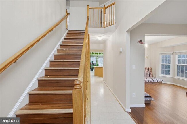 Building Photo - 6914 S Dewey Ct