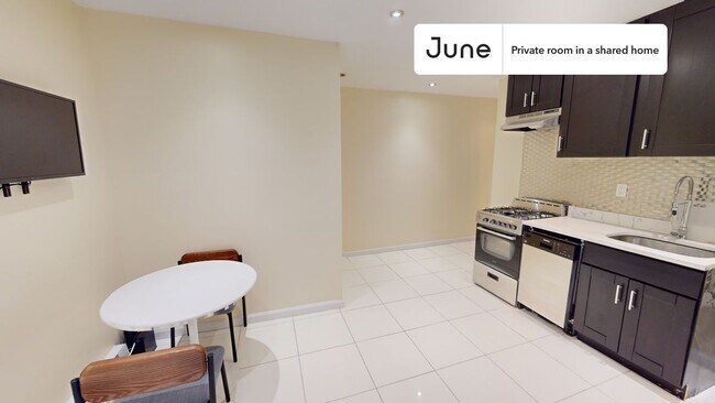 Foto del edificio - Room in Shared 6 bed/3 bath home in Upper West Side