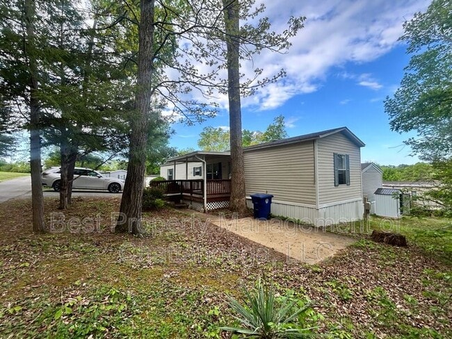 Foto del edificio - 8805 Jen Rue Lane