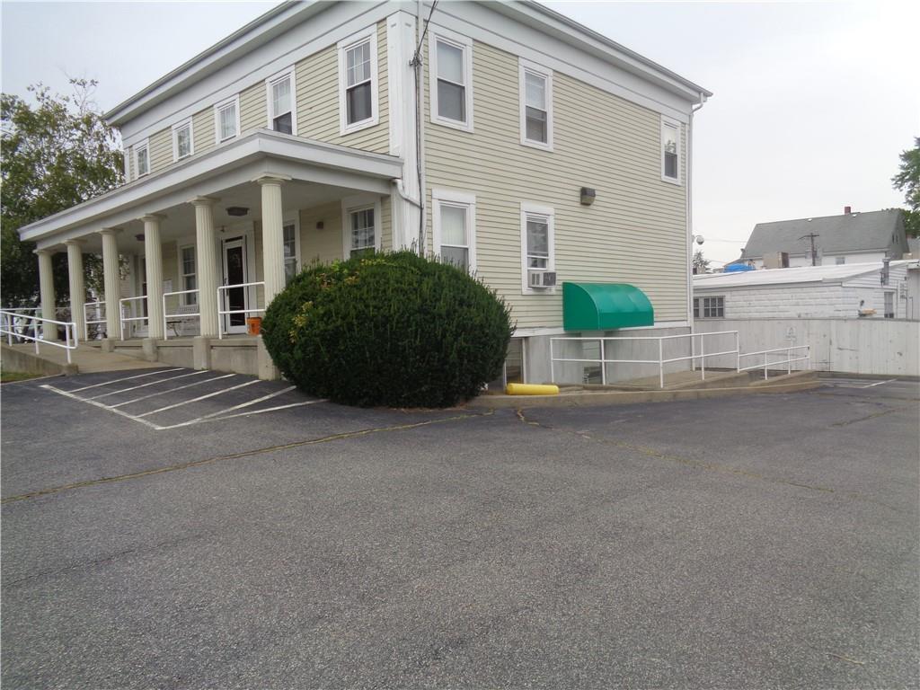 655 Killingly St, Johnston, RI 02919 Room for Rent in Johnston, RI