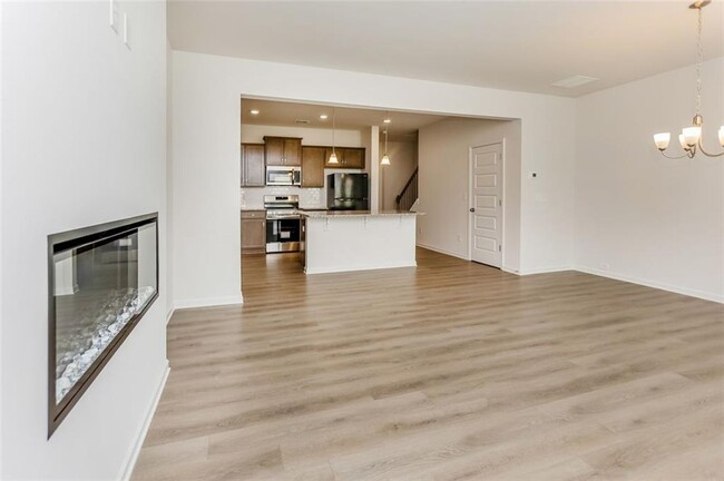 Building Photo - 307 Skye Ln