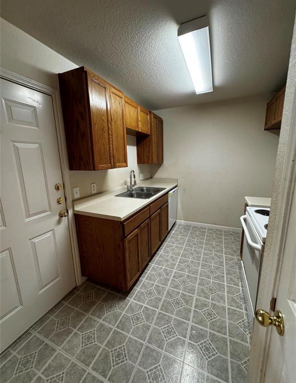 Building Photo - 8613 Talyne Chaise Cir