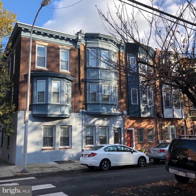 Building Photo - 1203 S 2nd St