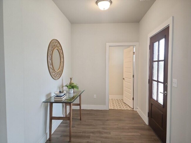 Building Photo - 8109 Petronas Pass