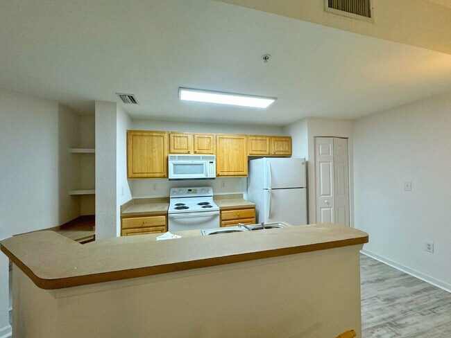 Foto del edificio - Coming Soon! Villa San Marco newly renovat...