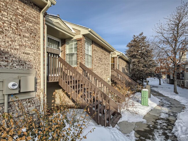Building Photo - 1470 S Quebec Way