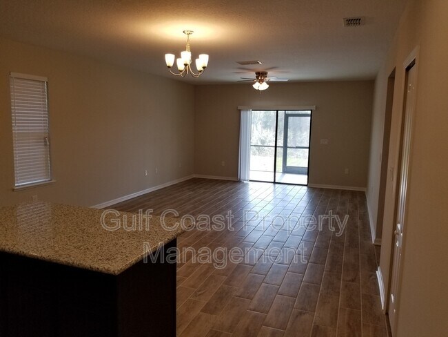 Building Photo - 4043 Wayfarer Way