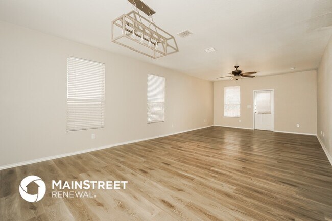 Building Photo - 11323 Pink Star