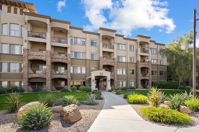 Building Photo - 5350 E Deer Valley Dr