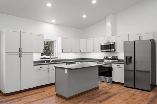 Building Photo - 3110 Psalms Blvd